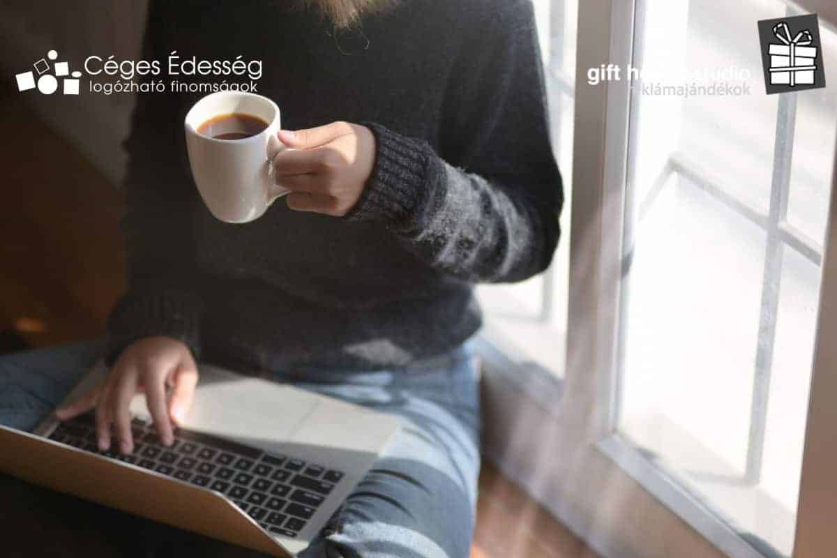 Read more about the article Élet a home office idején