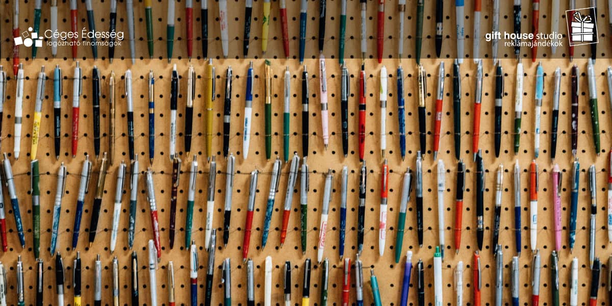 Read more about the article Hogyan lehet reklámtollal márkát építeni